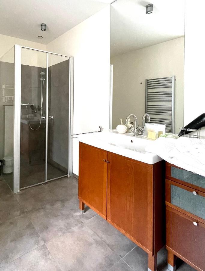 Doppelzimmer Gartenblick Villa Julian 아우리흐 외부 사진